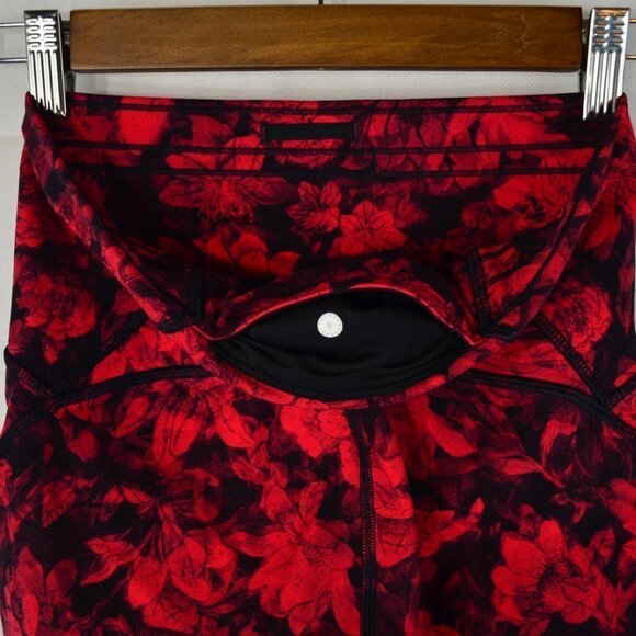 lululemon Train Times Crops Size 6 in Carmine True Red & Black - Picture 5 of 5